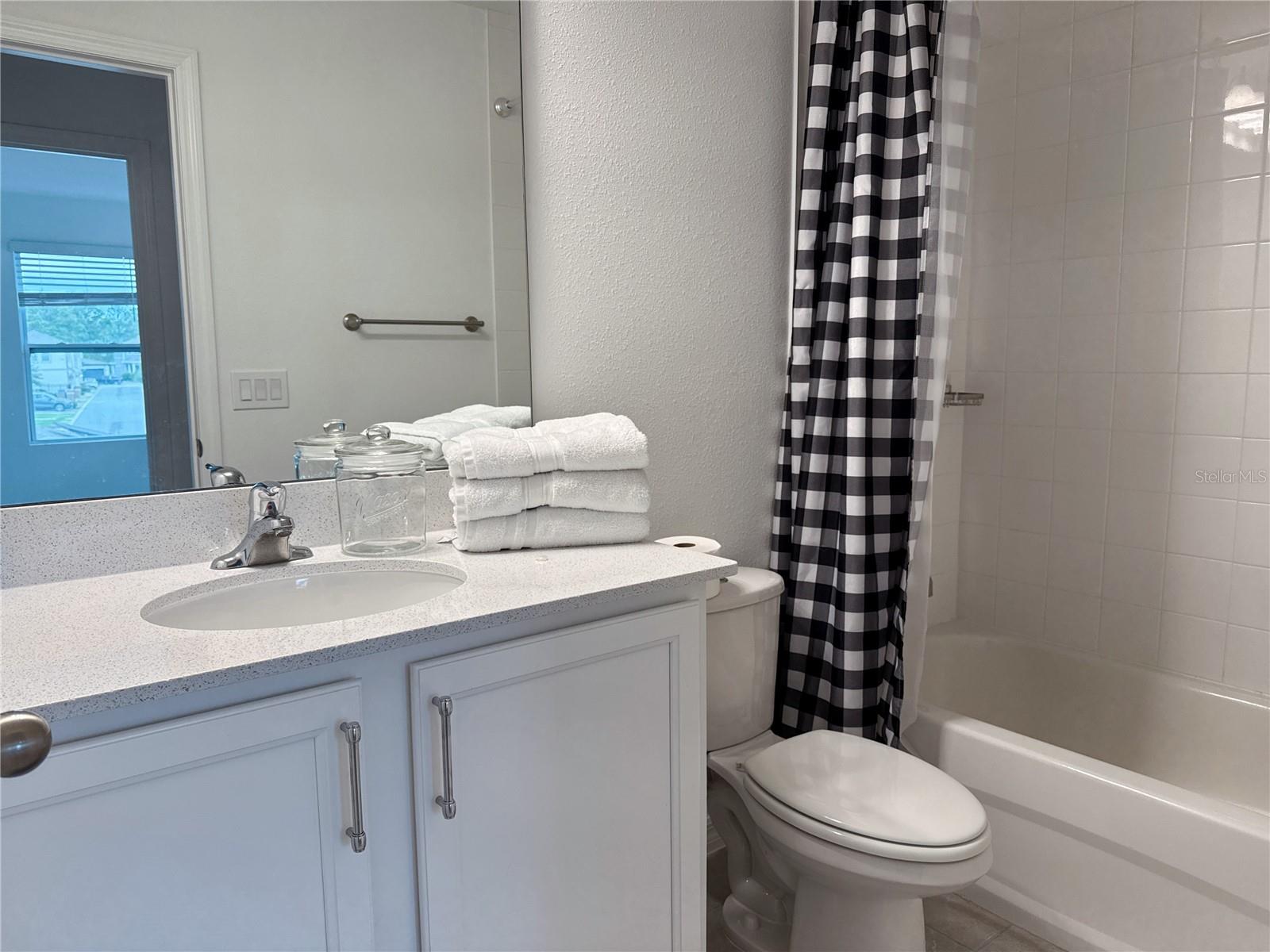 Image 13 of 32 For 2956 Voyager Avenue