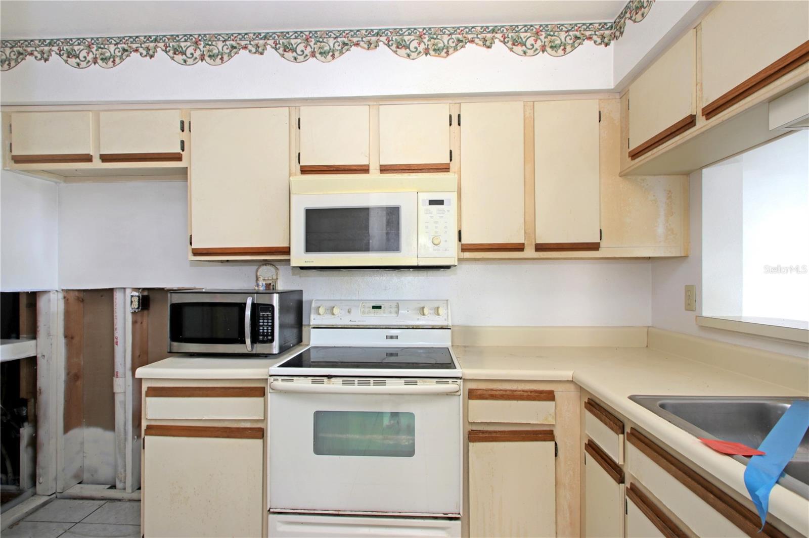 Image 18 of 32 For 2960 Semoran Boulevard 1503