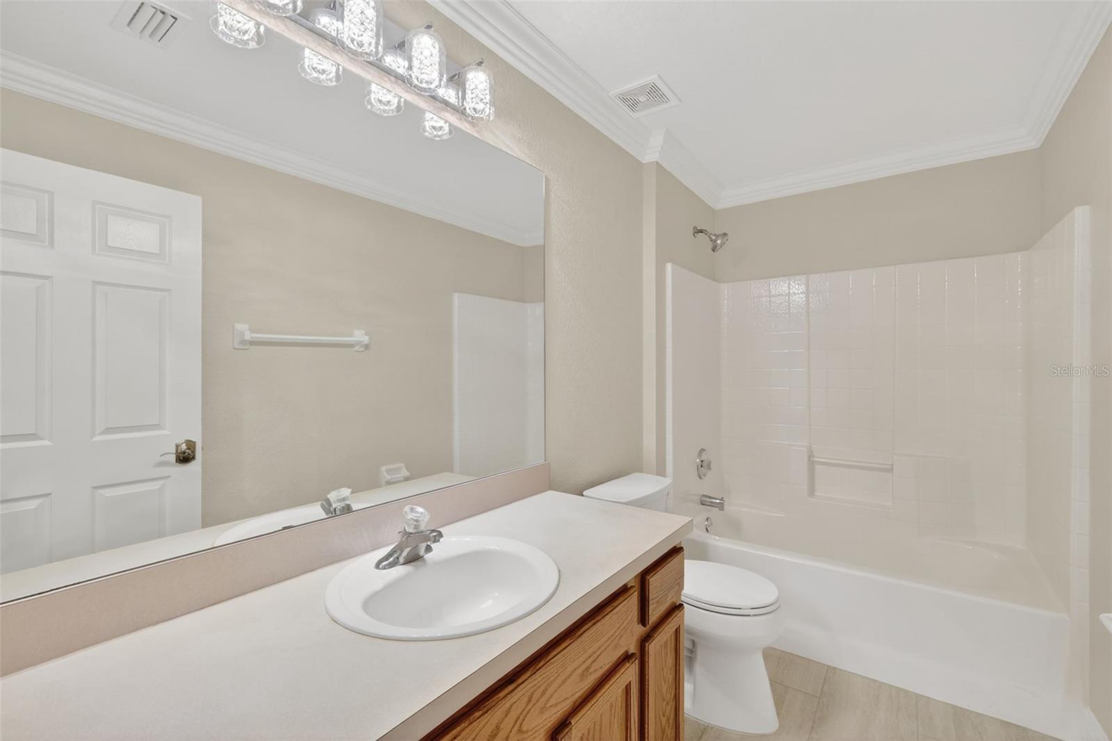 Image 14 of 24 For 2294 Knollwood Drive