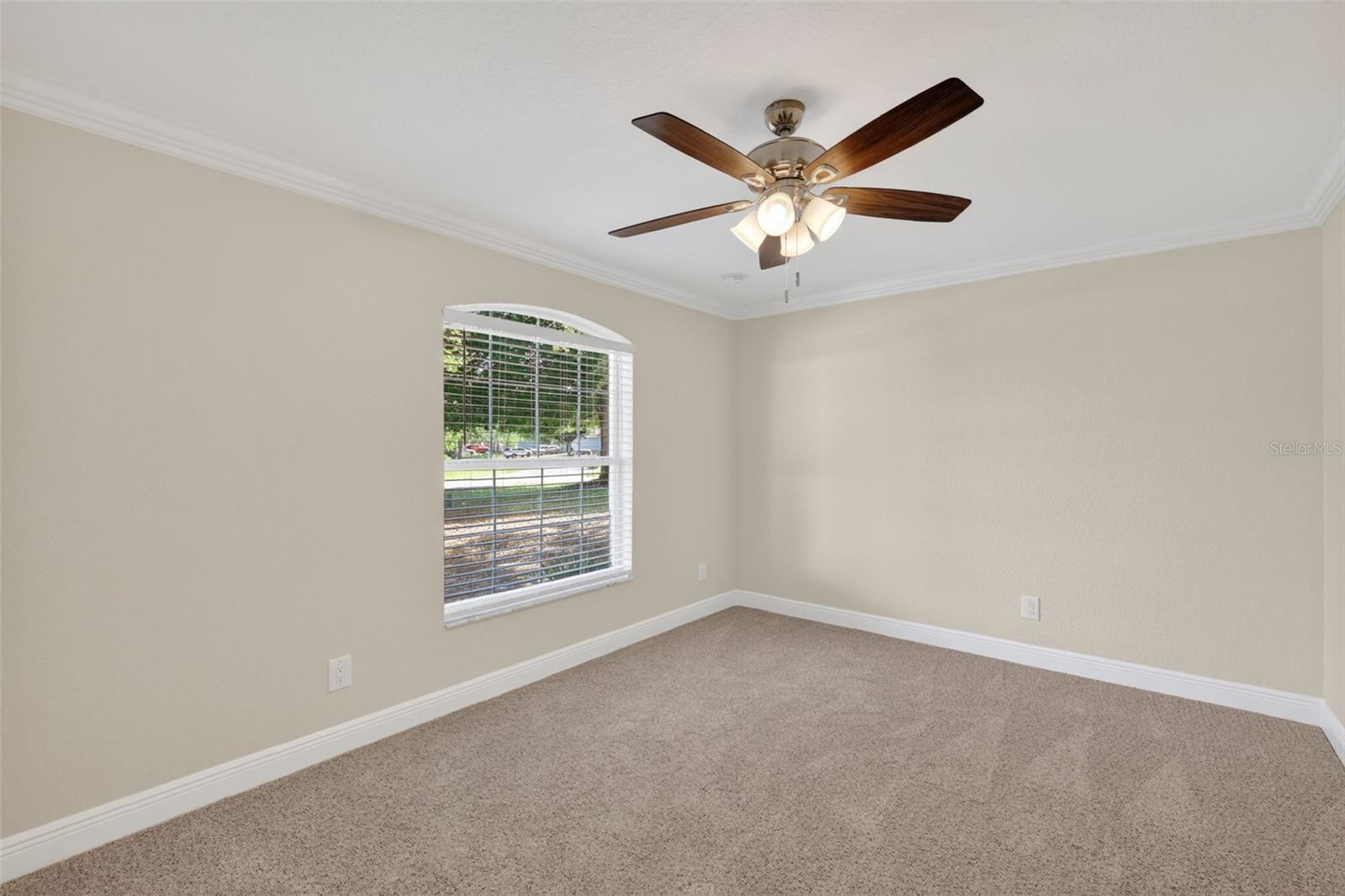 Image 17 of 24 For 2294 Knollwood Drive