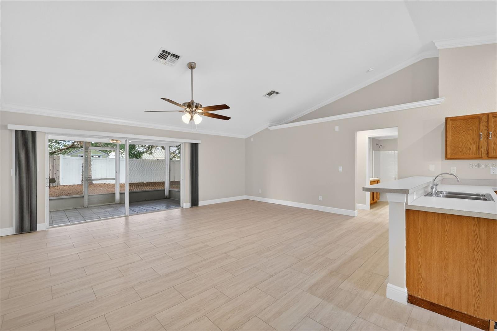 Image 2 of 24 For 2294 Knollwood Drive