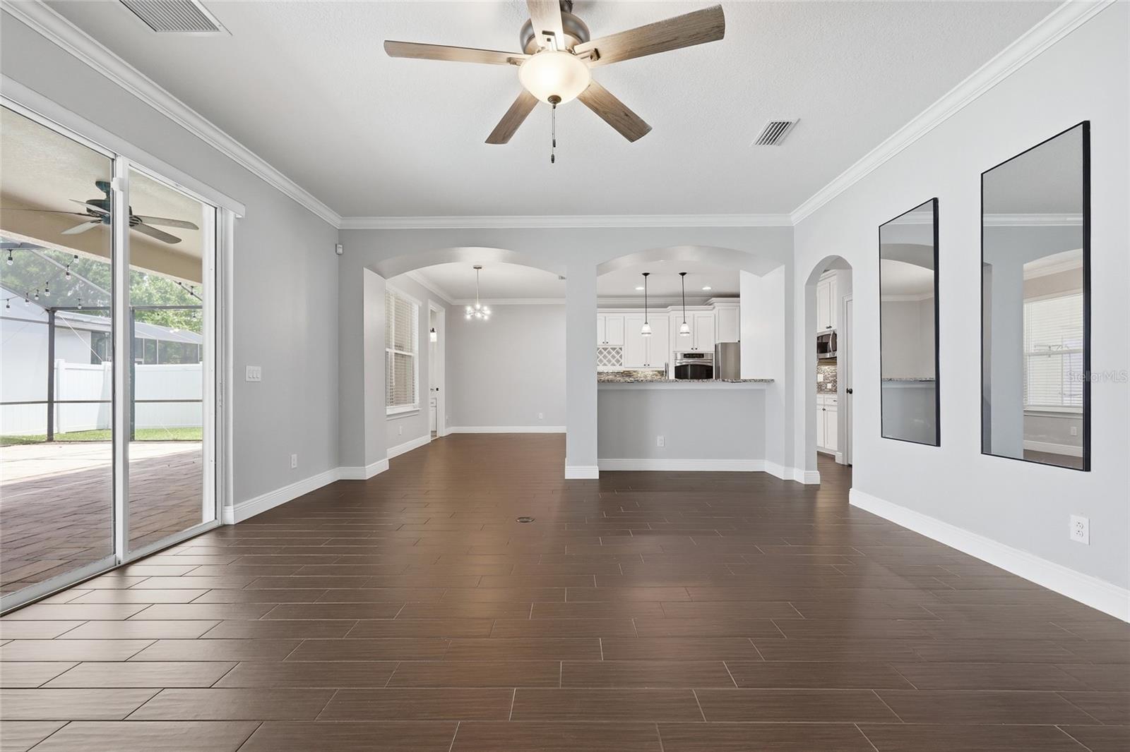 Image 12 of 55 For 10319 Lavande Drive