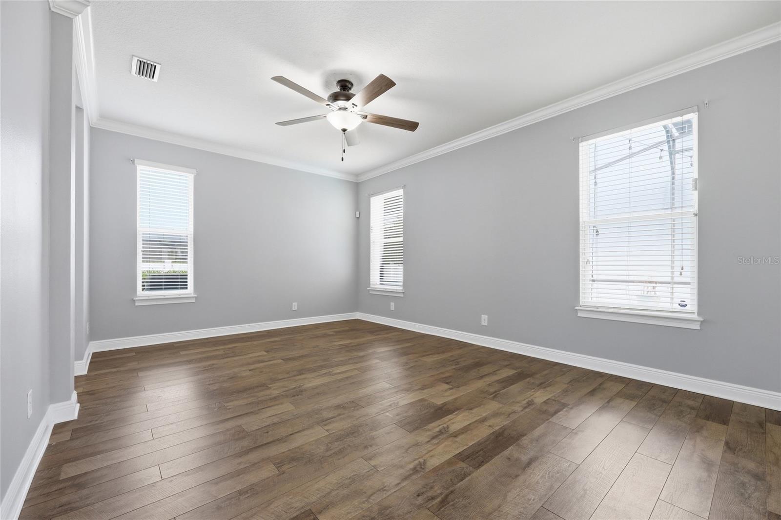 Image 19 of 55 For 10319 Lavande Drive