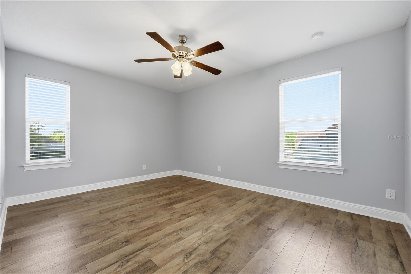 Image 38 of 55 For 10319 Lavande Drive