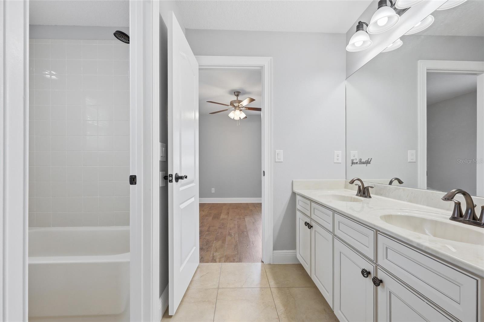 Image 39 of 55 For 10319 Lavande Drive