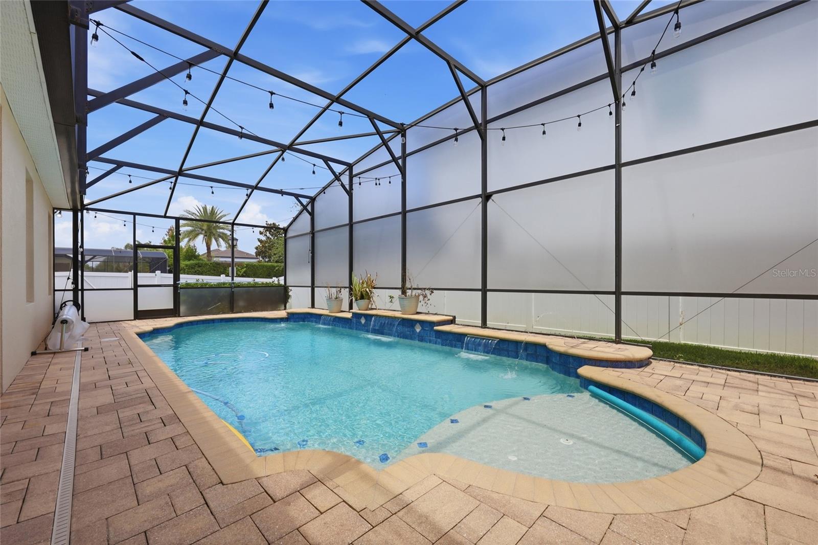 Image 46 of 55 For 10319 Lavande Drive