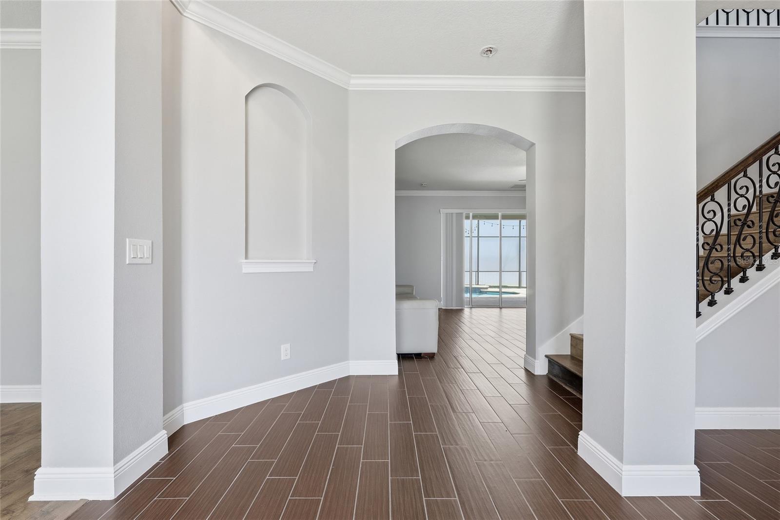 Image 6 of 55 For 10319 Lavande Drive