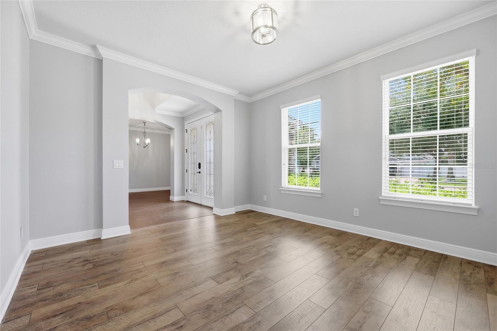 Image 8 of 55 For 10319 Lavande Drive