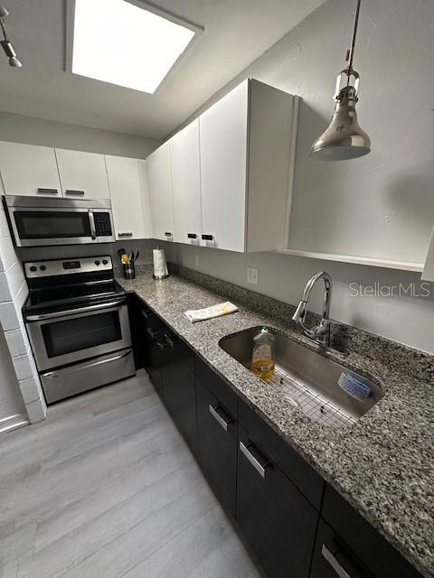 Image 14 of 21 For 1802 Lucerne Terrace