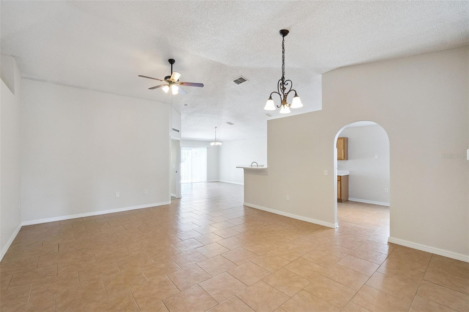 Image 3 of 32 For 560 Brown Bear Way