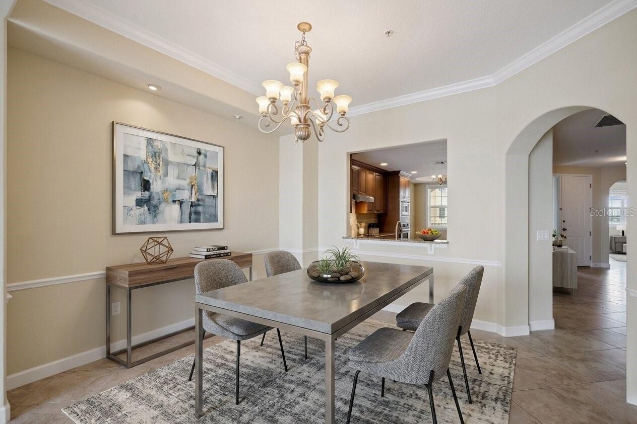 Listing photo id 8 for 8743 The Esplanade  34