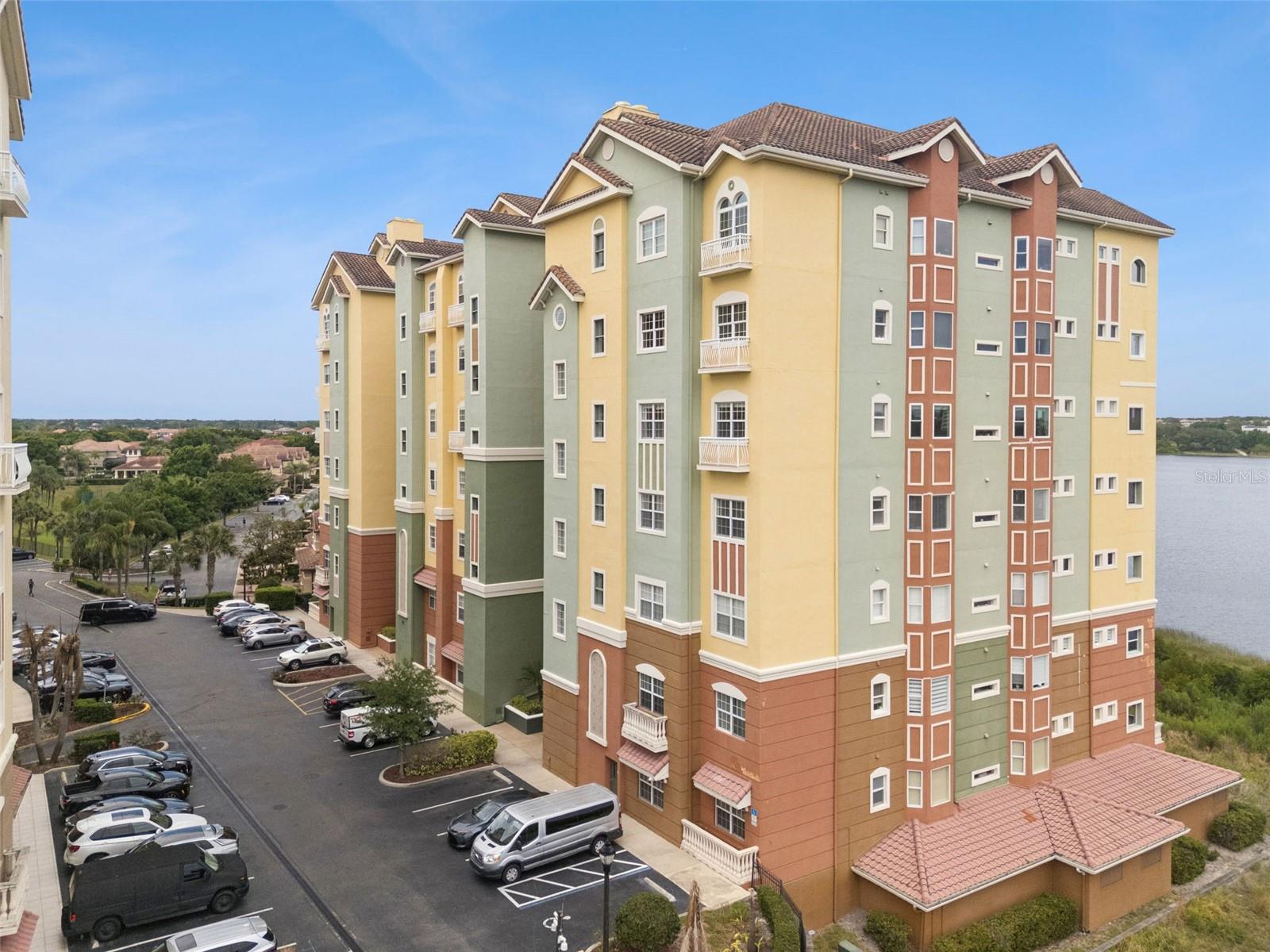 Listing photo id 0 for 8743 The Esplanade  34