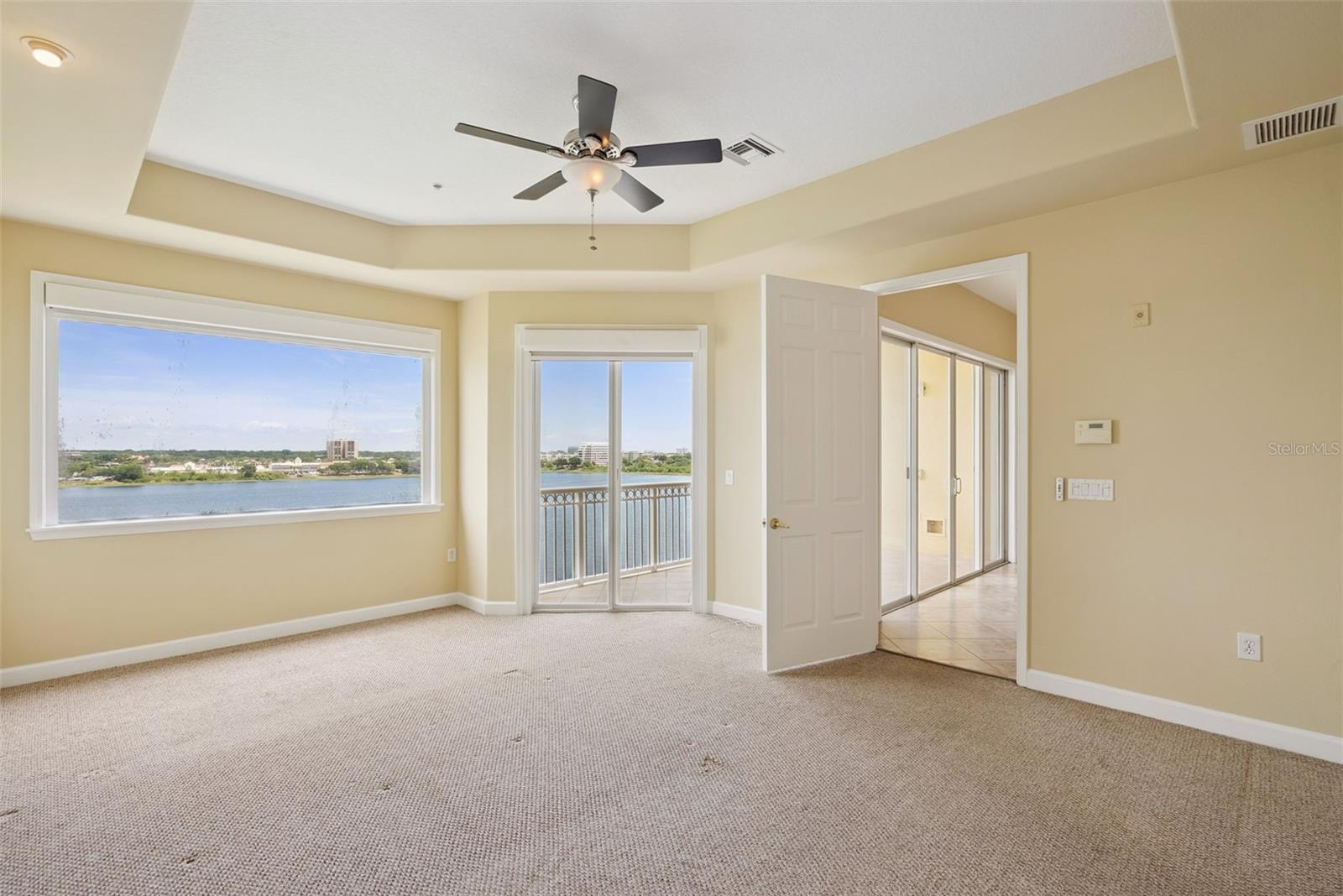 Listing photo id 23 for 8743 The Esplanade  34