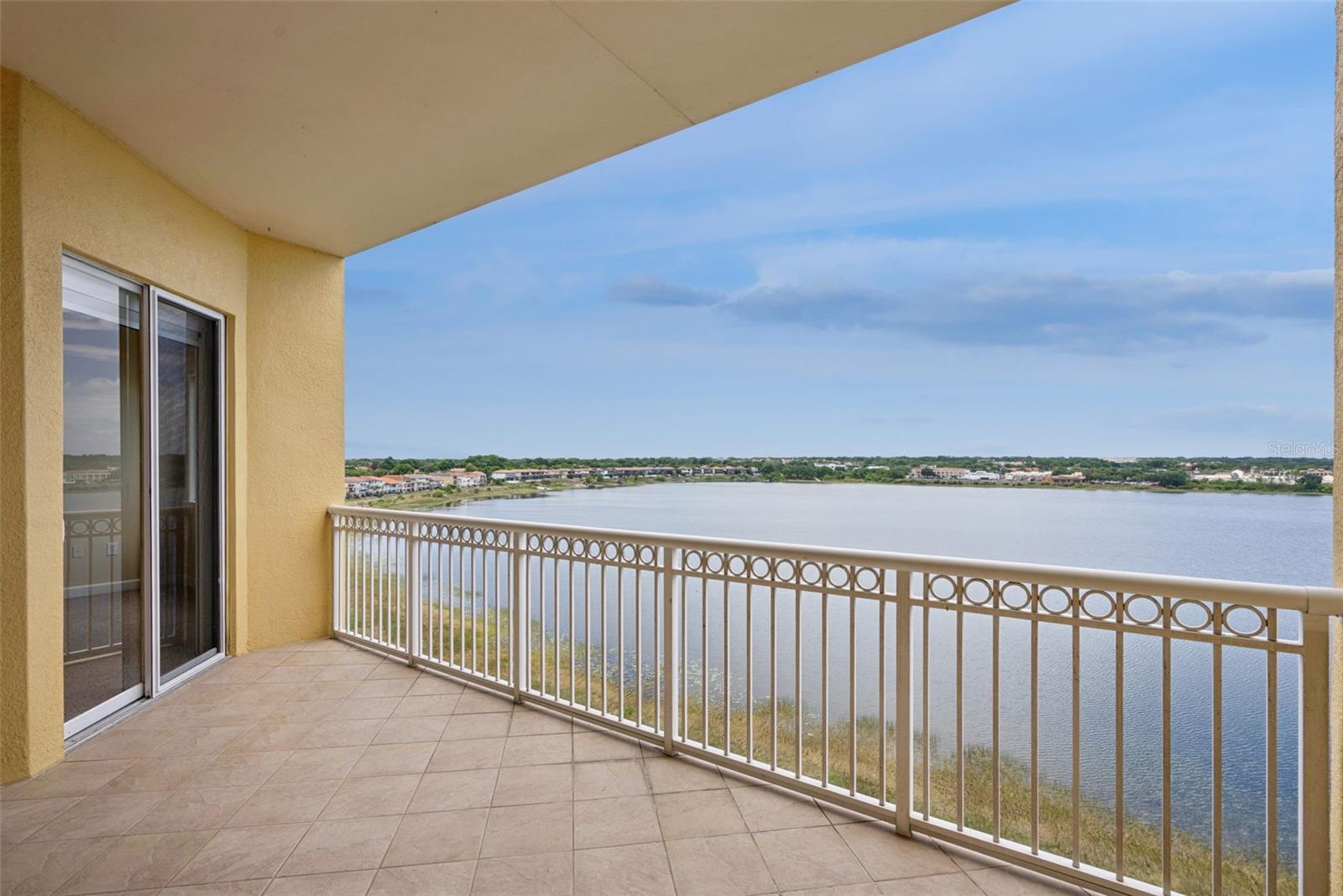 Listing photo id 37 for 8743 The Esplanade  34
