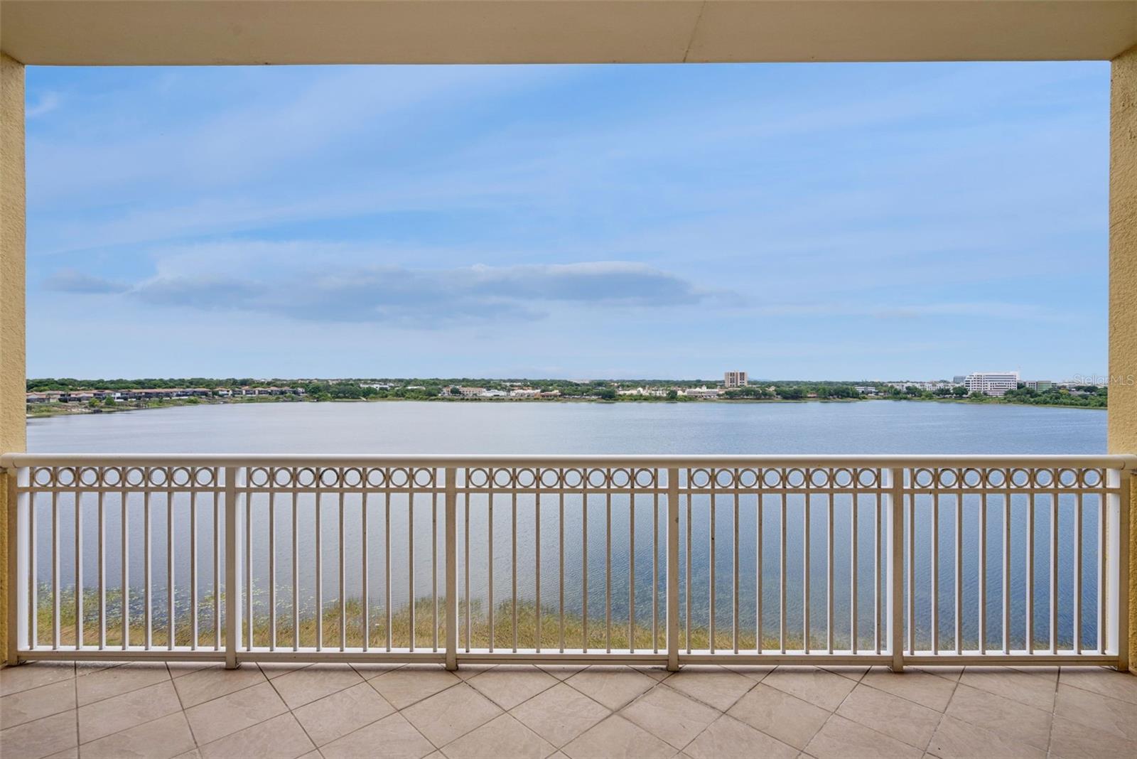 Listing photo id 38 for 8743 The Esplanade  34