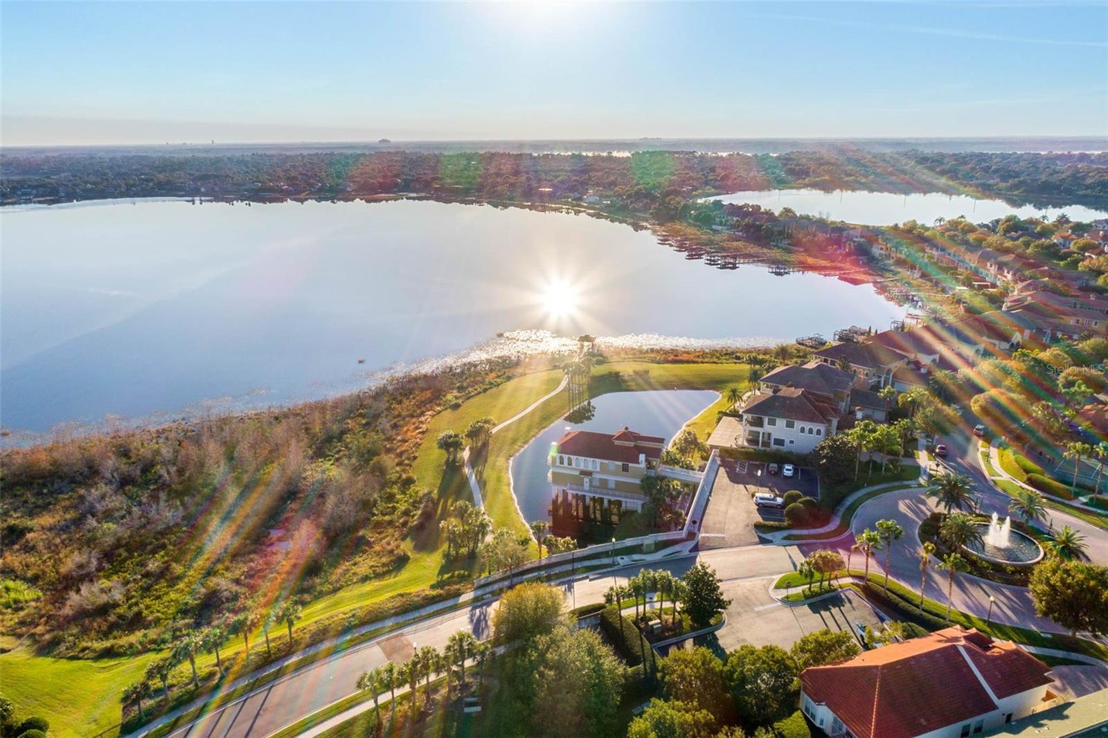 Listing photo id 62 for 8743 The Esplanade  34
