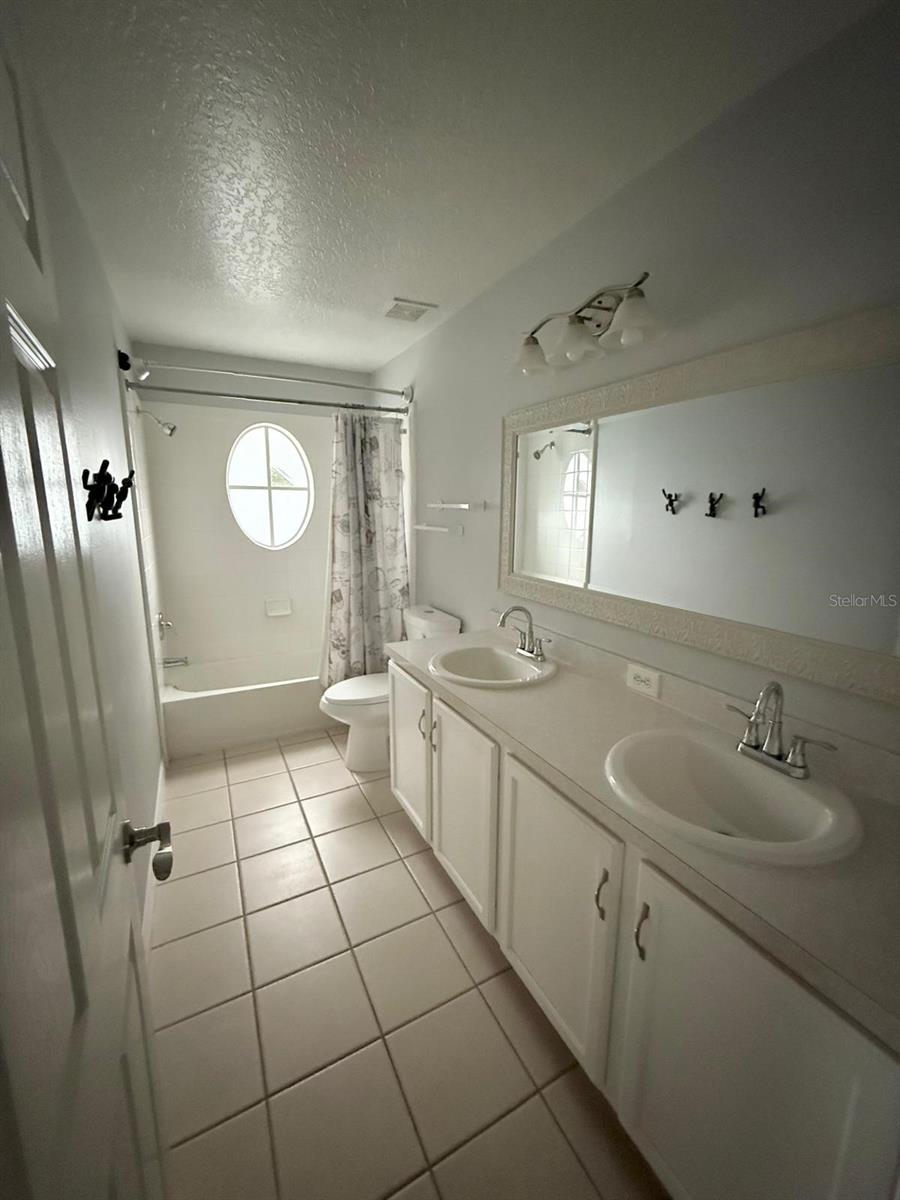 Image 36 of 65 For 14116 Entrada Drive