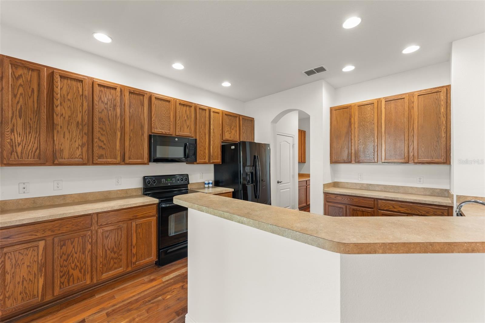 Image 23 of 59 For 13544 Riggs Way