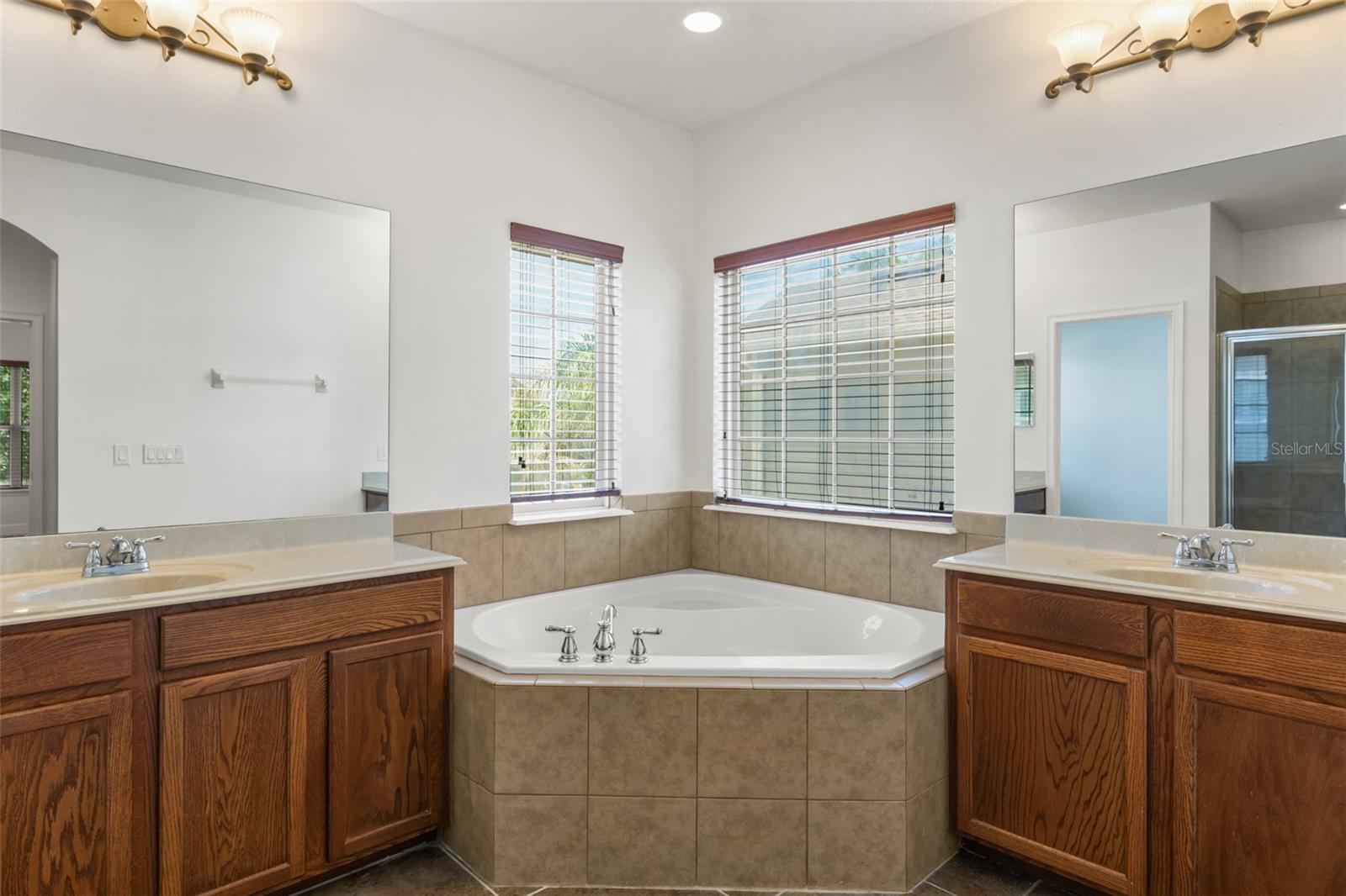 Image 36 of 59 For 13544 Riggs Way