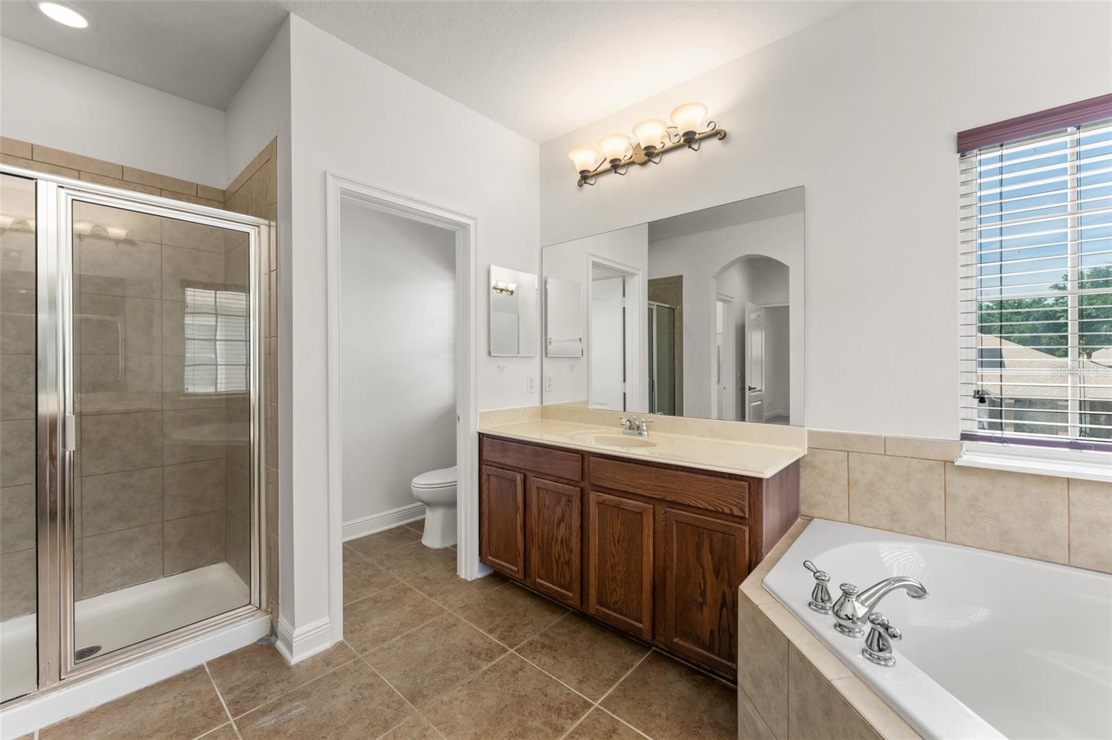 Image 37 of 59 For 13544 Riggs Way