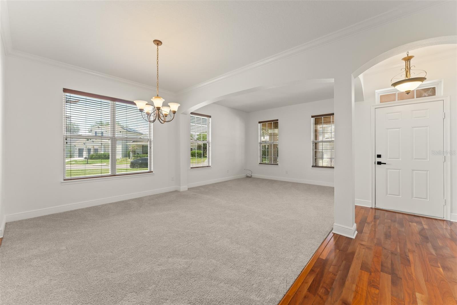 Image 7 of 59 For 13544 Riggs Way