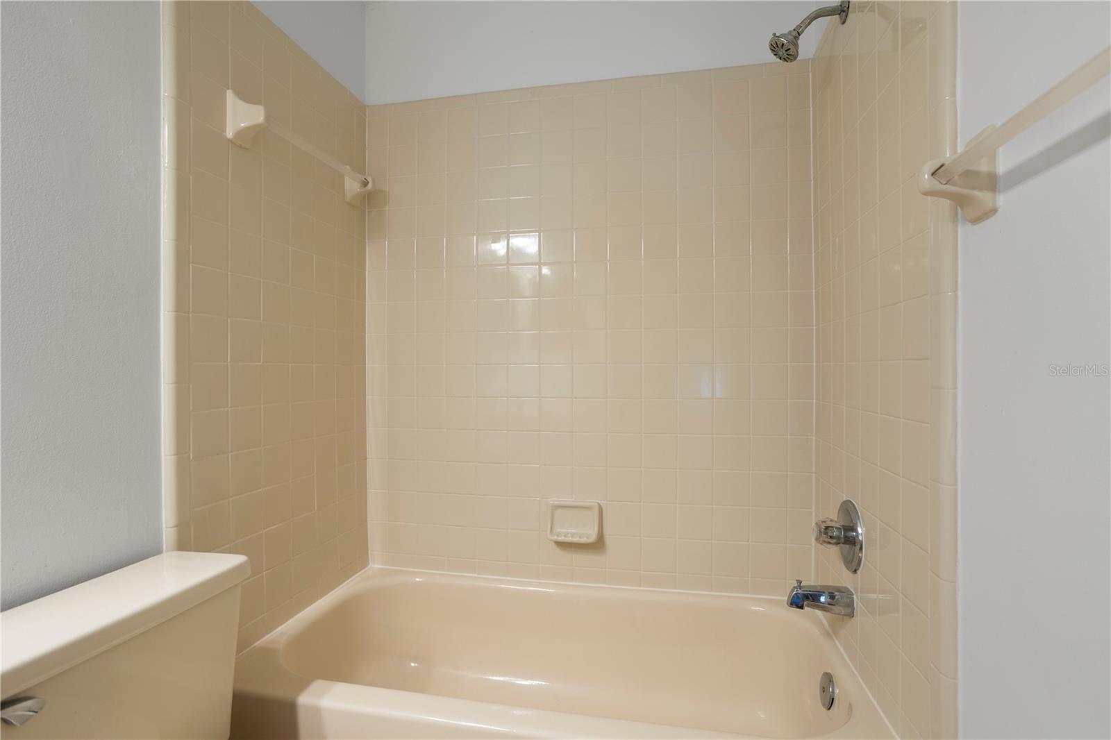 Image 18 of 31 For 3130 Semoran Boulevard 307