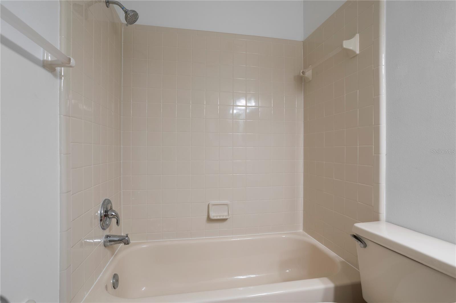 Image 23 of 31 For 3130 Semoran Boulevard 307