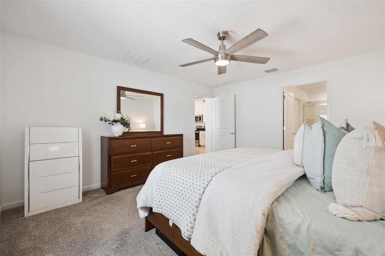 Image 11 of 26 For 893 Laurel View Way