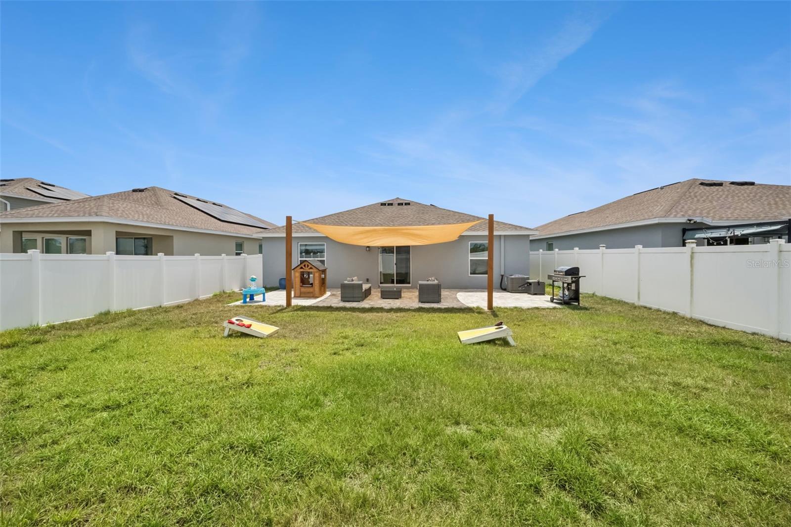 Image 19 of 26 For 893 Laurel View Way