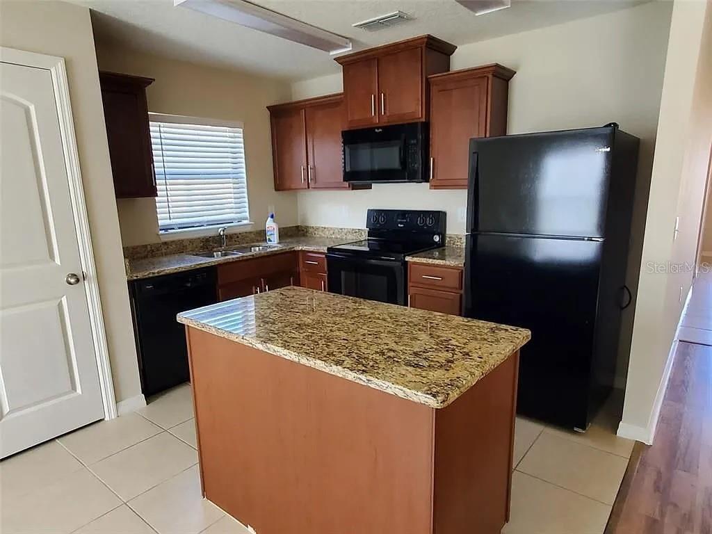 Image 5 of 11 For 4567 Barbuda Drive