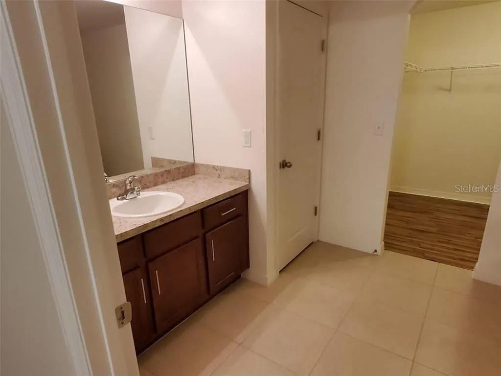 Image 9 of 11 For 4567 Barbuda Drive