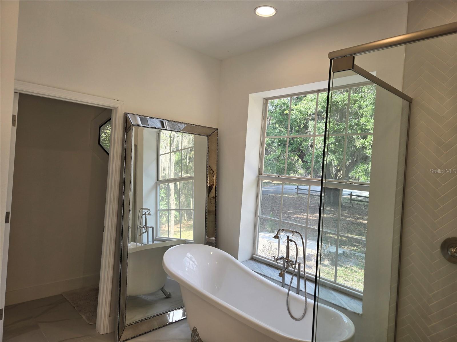 Image 16 of 20 For 560 Eden Drive