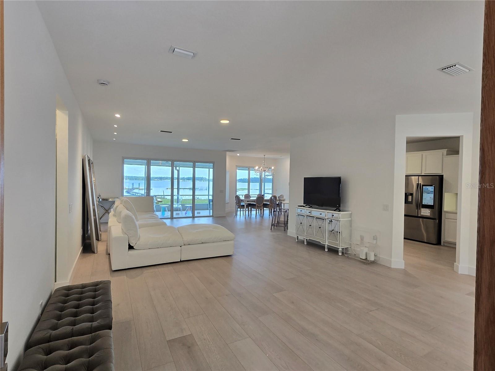 Image 2 of 20 For 560 Eden Drive