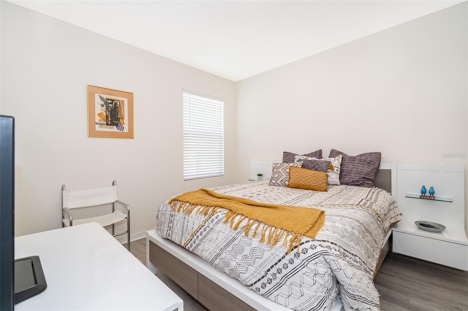 Image 16 of 31 For 3759 Rory Oak Circle
