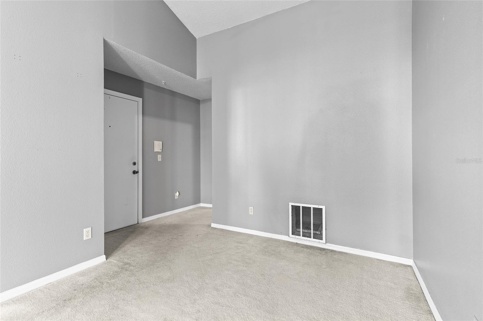 Image 6 of 23 For 5273 Tunbridge Wells Lane 1601