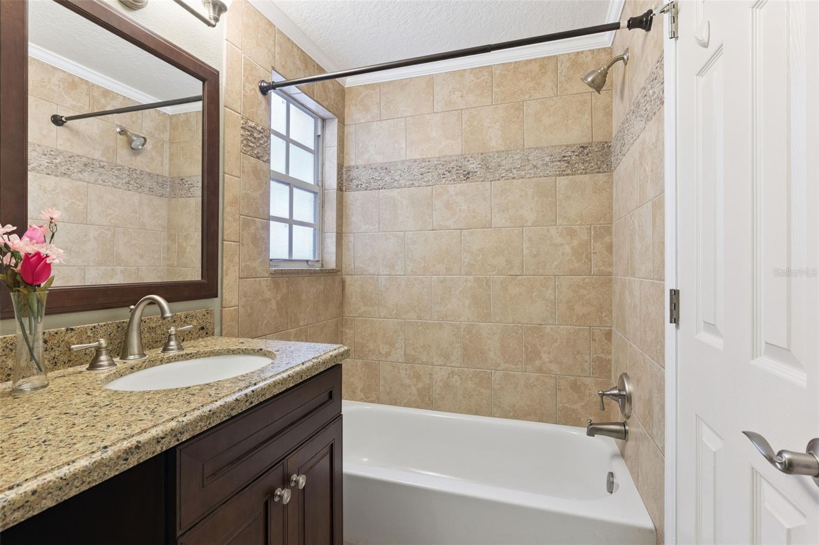 Image 16 of 40 For 204 Wimbledon Circle