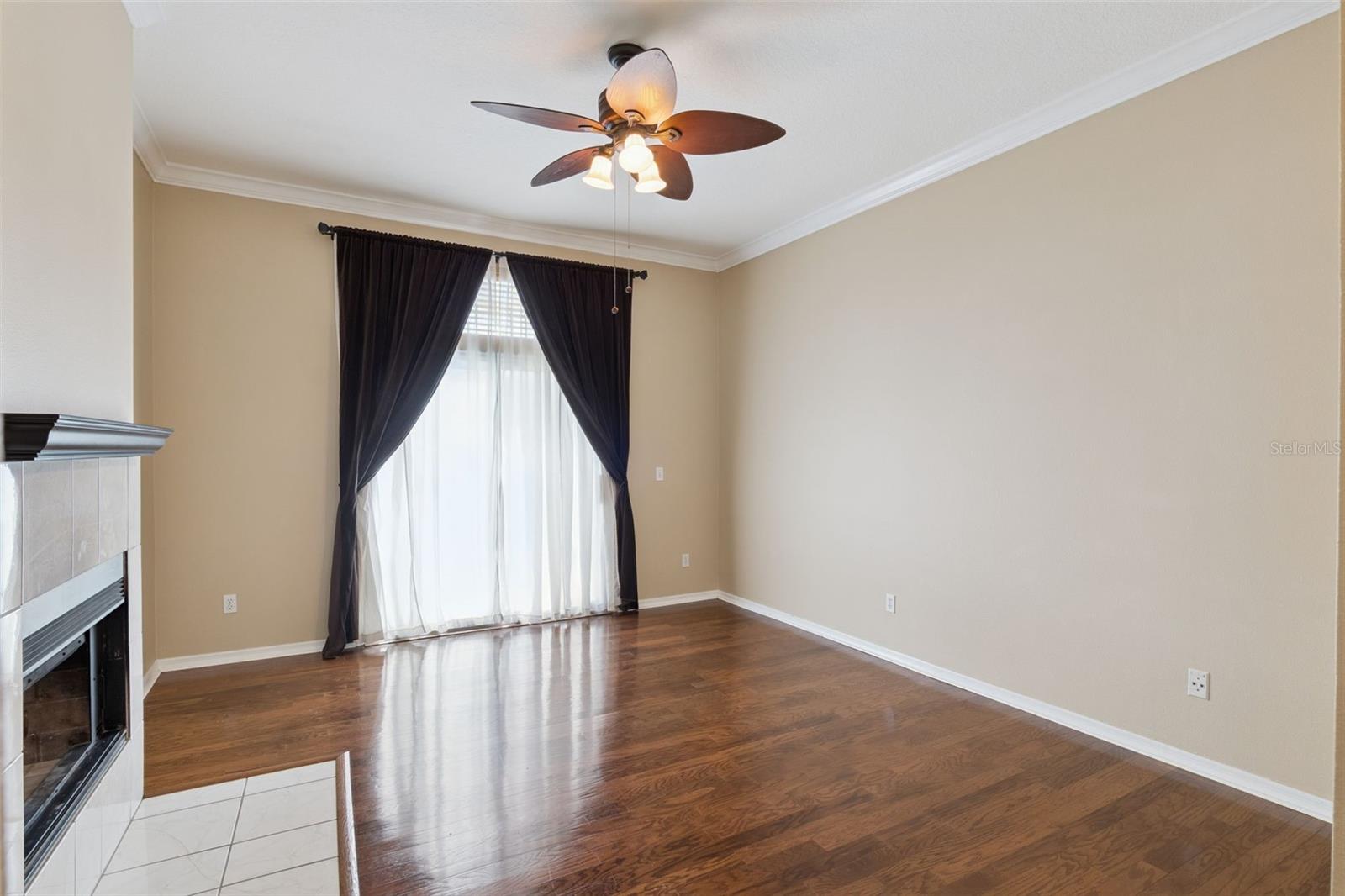 Image 17 of 40 For 204 Wimbledon Circle