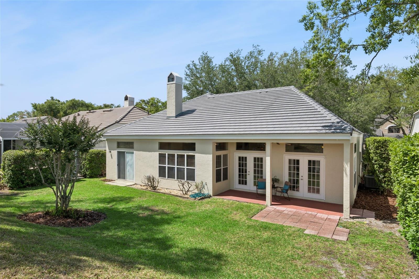 Image 22 of 40 For 204 Wimbledon Circle