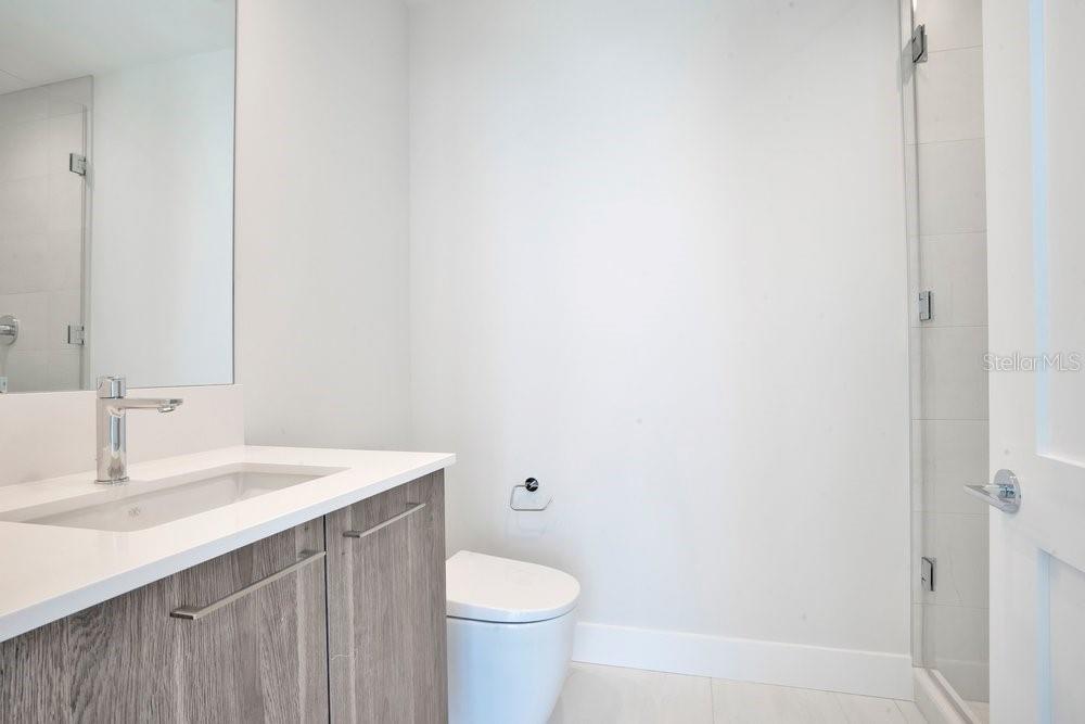 Image 48 of 96 For 275 1st Avenue S 3808