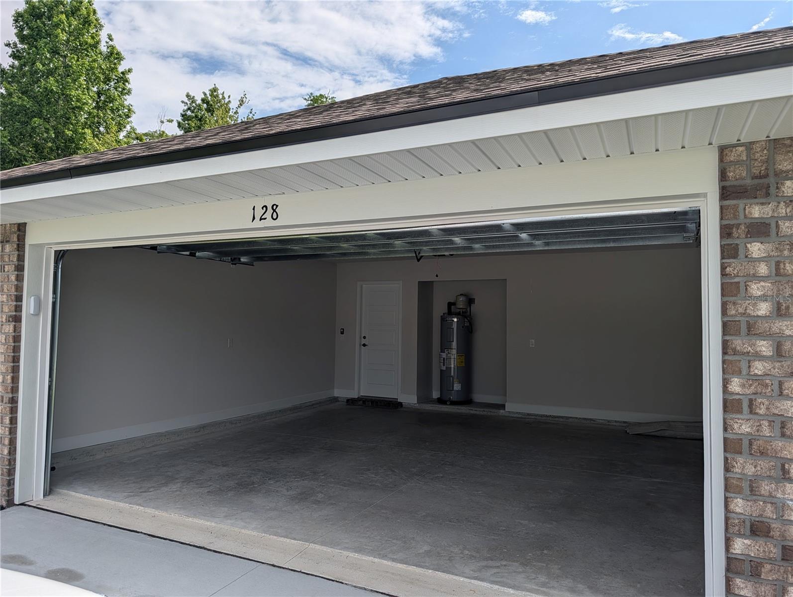 Image 4 of 23 For 128 Bird Of Paradise Drive