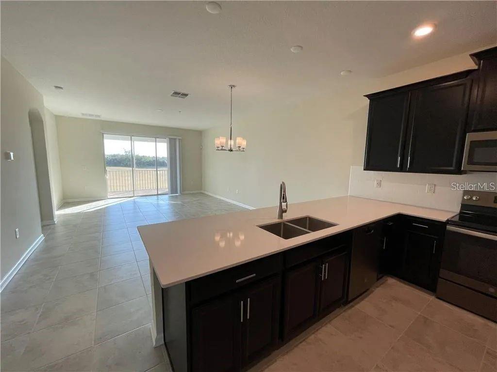 Image 23 of 67 For 813 Ocean Course Avenue 813
