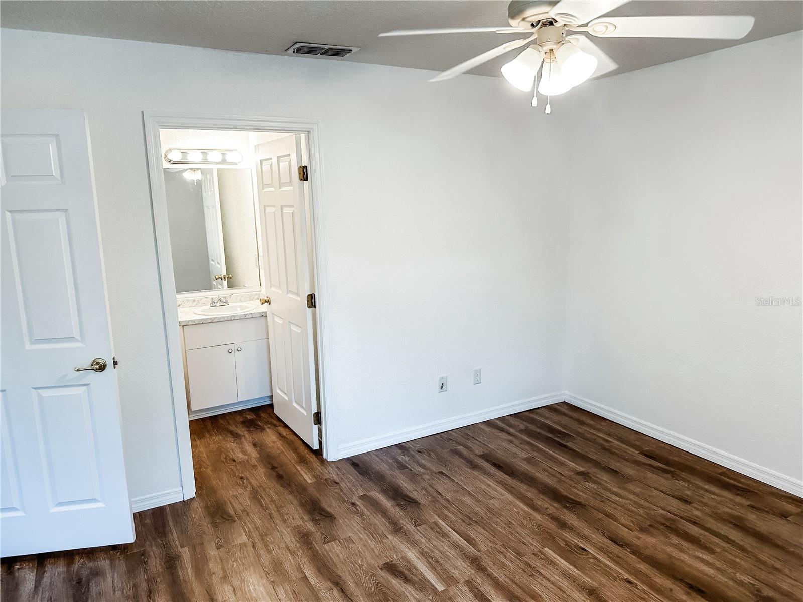 Image 11 of 14 For 16111 35th Court Road 2