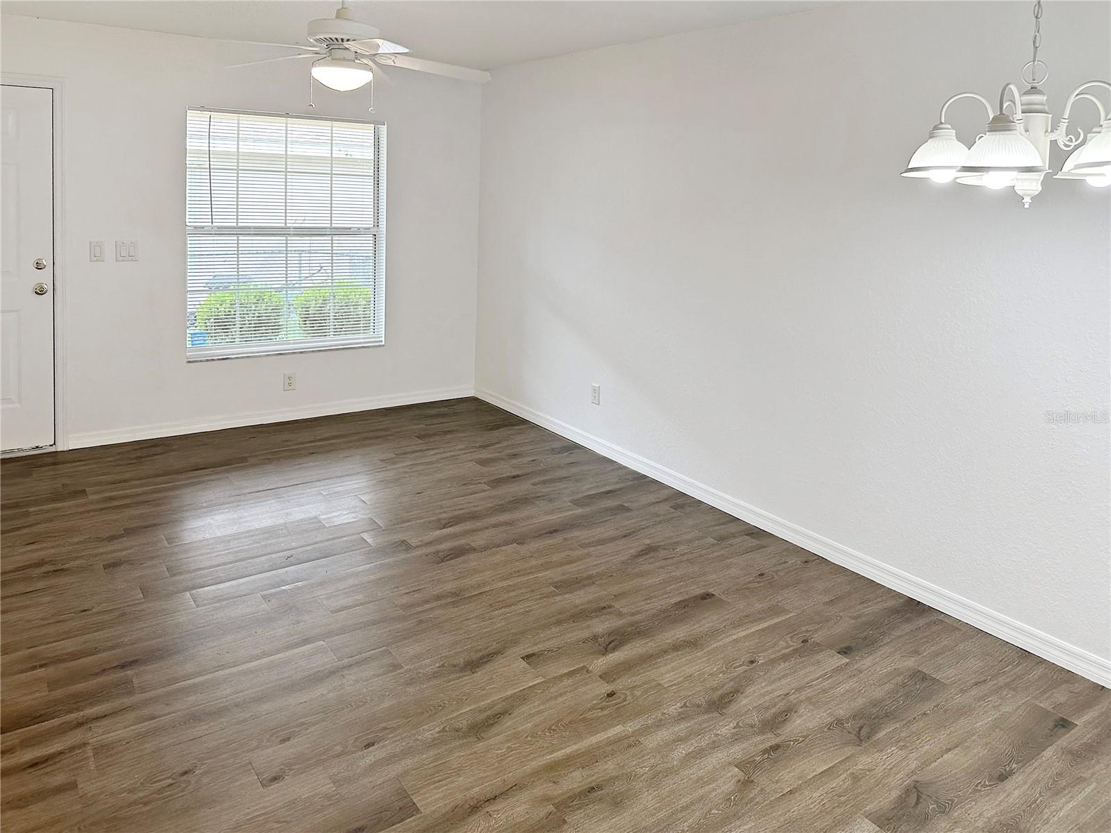Image 6 of 14 For 16111 35th Court Road 2