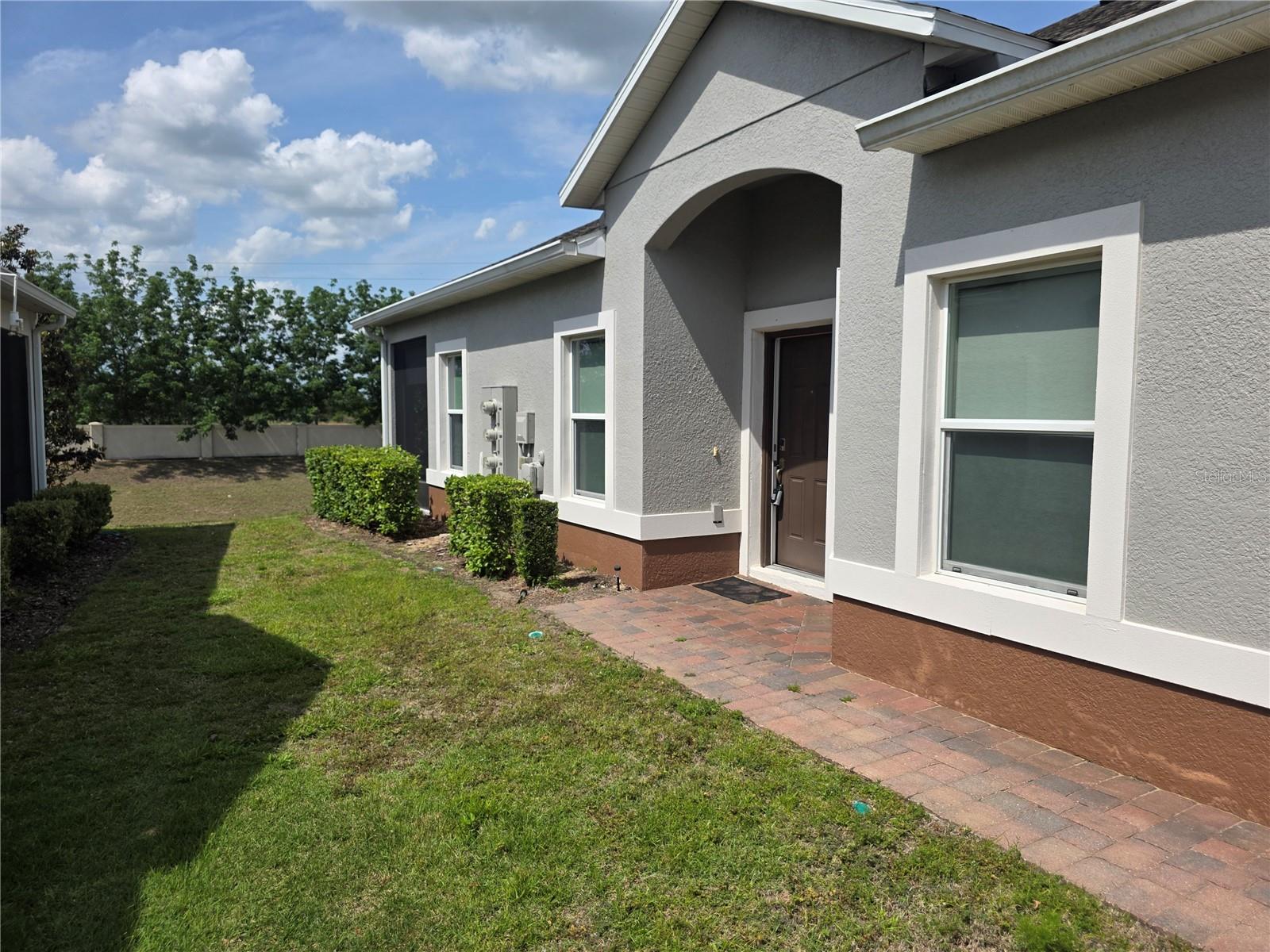 Image 3 of 62 For 3547 Fairwaters Court A