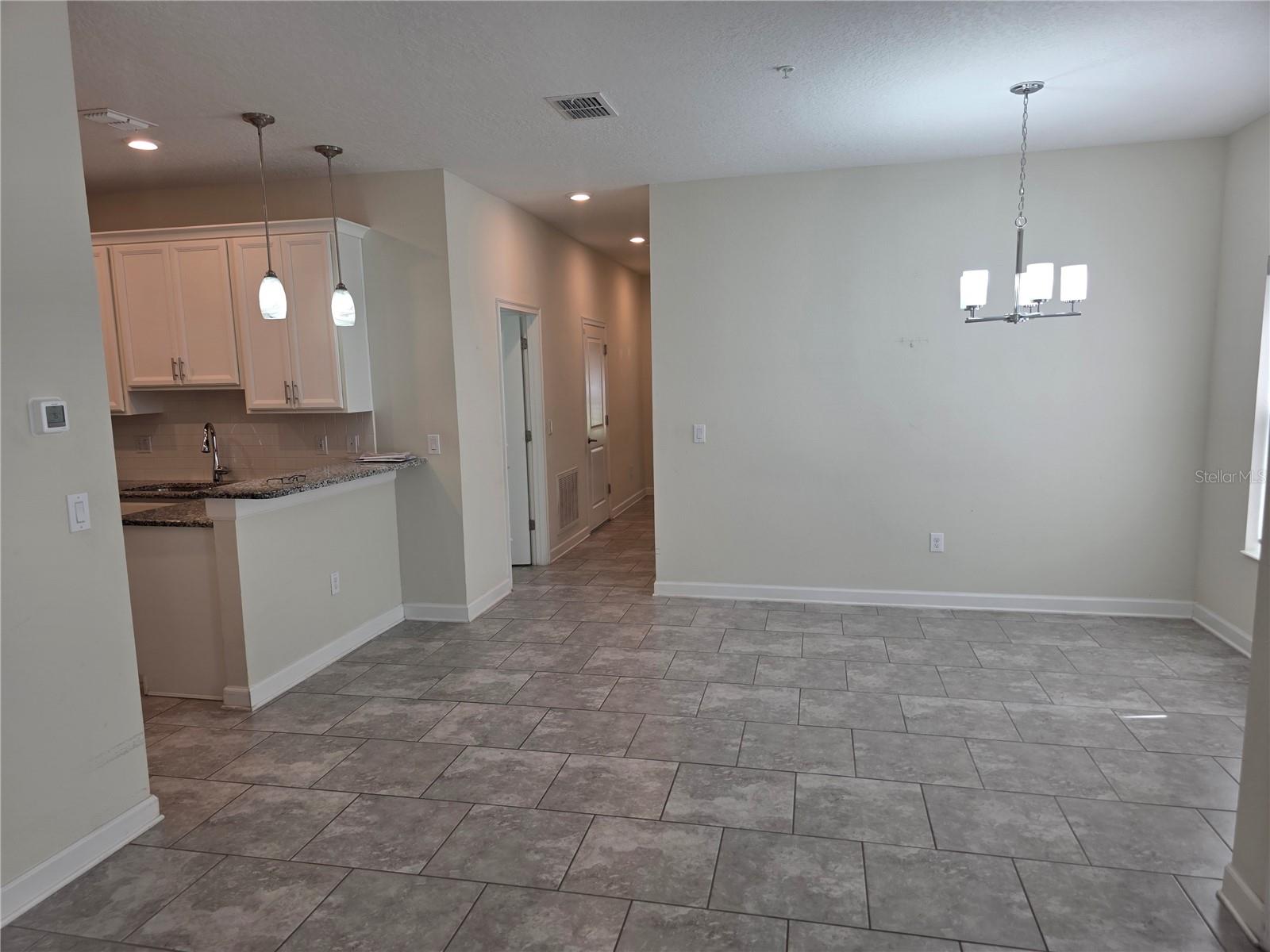 Image 7 of 62 For 3547 Fairwaters Court A