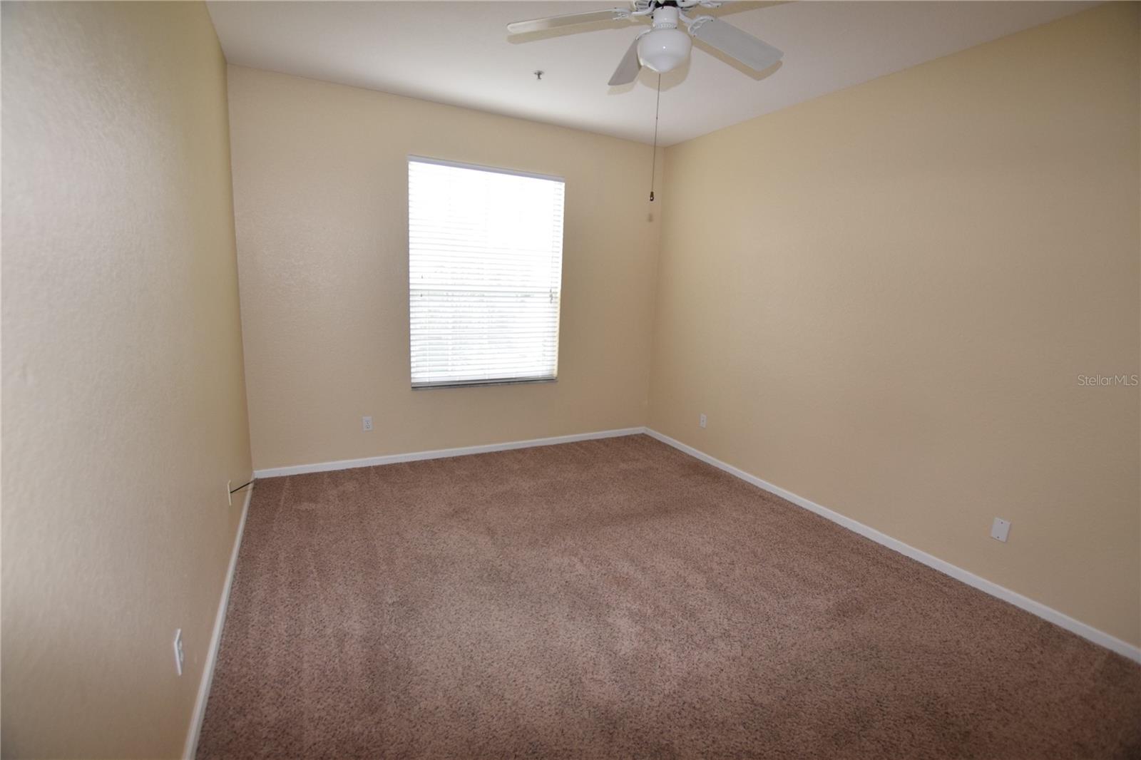 Image 13 of 17 For 7109 Yacht Basin Avenue 435