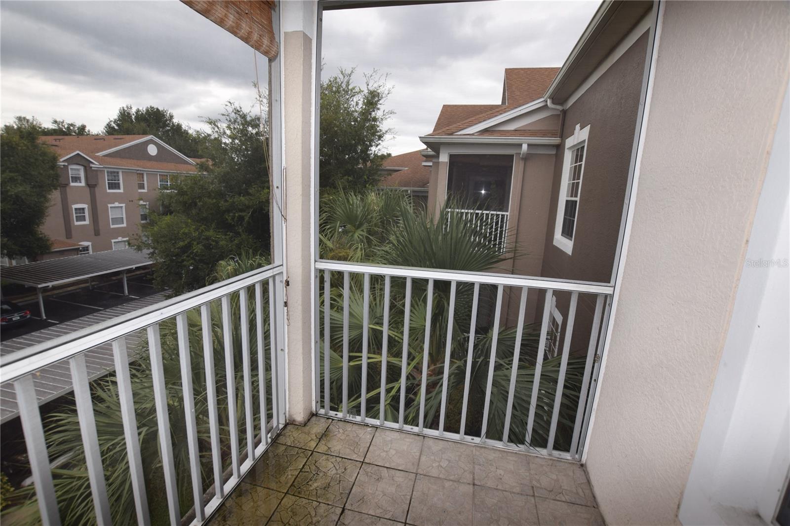 Image 5 of 17 For 7109 Yacht Basin Avenue 435