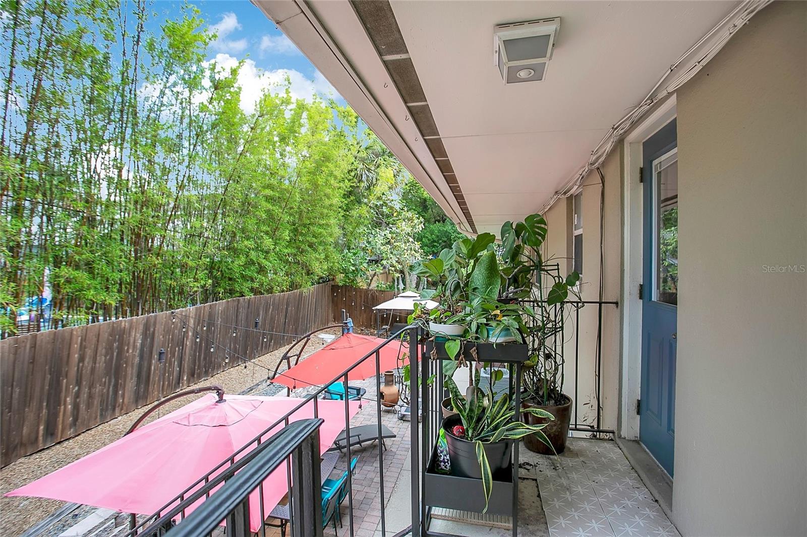 Image 15 of 25 For 719 Mount Vernon Street 7
