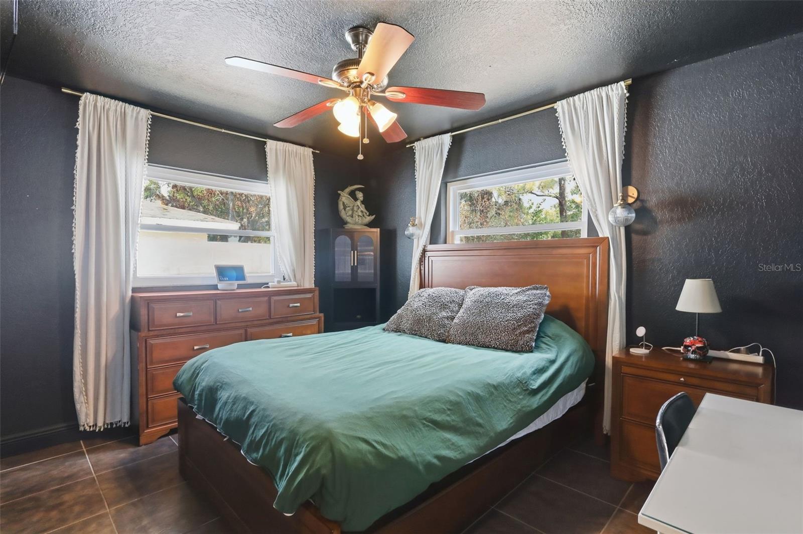 Image 24 of 38 For 8509 Sandberry Boulevard