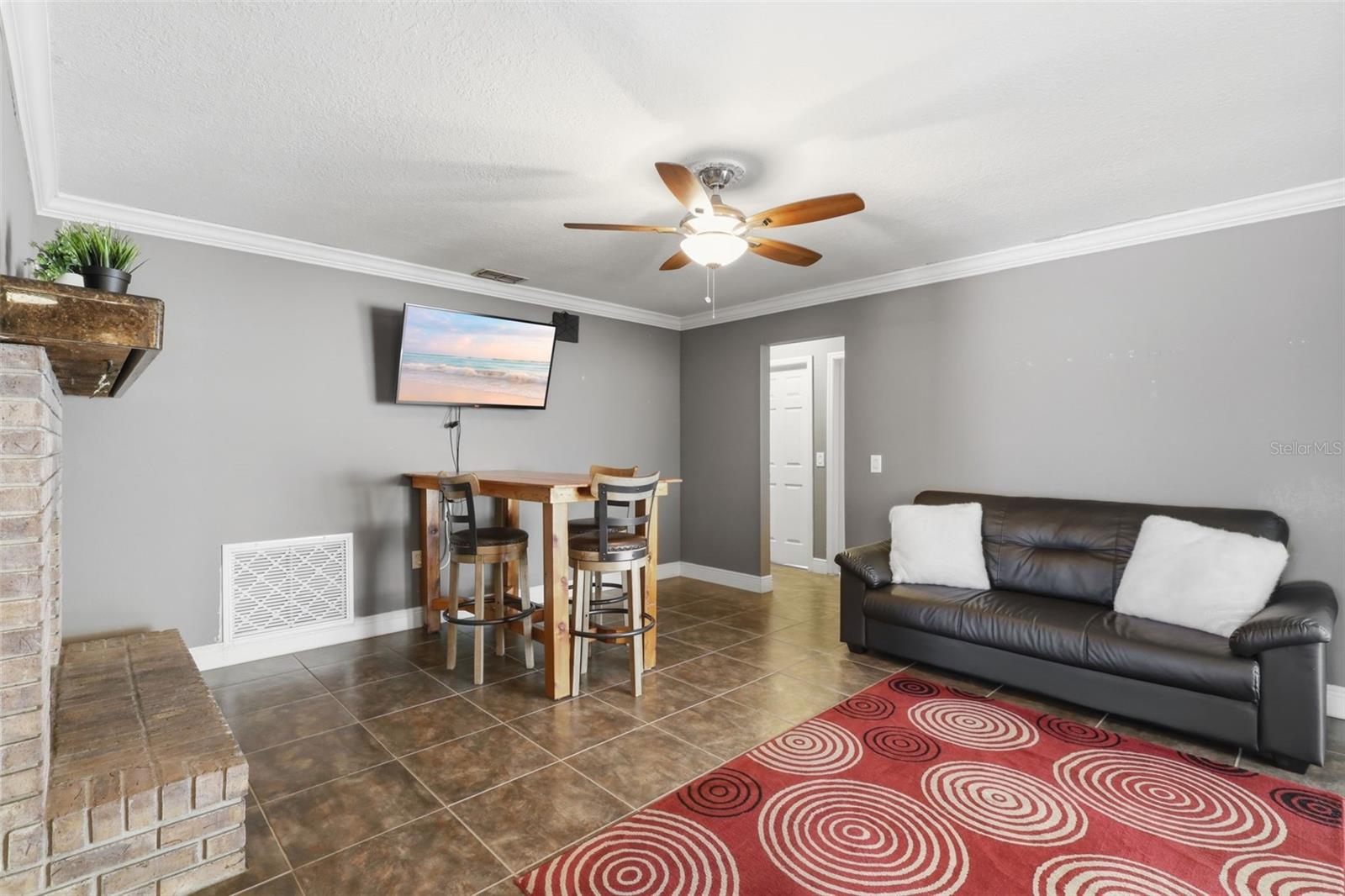 Image 5 of 38 For 8509 Sandberry Boulevard
